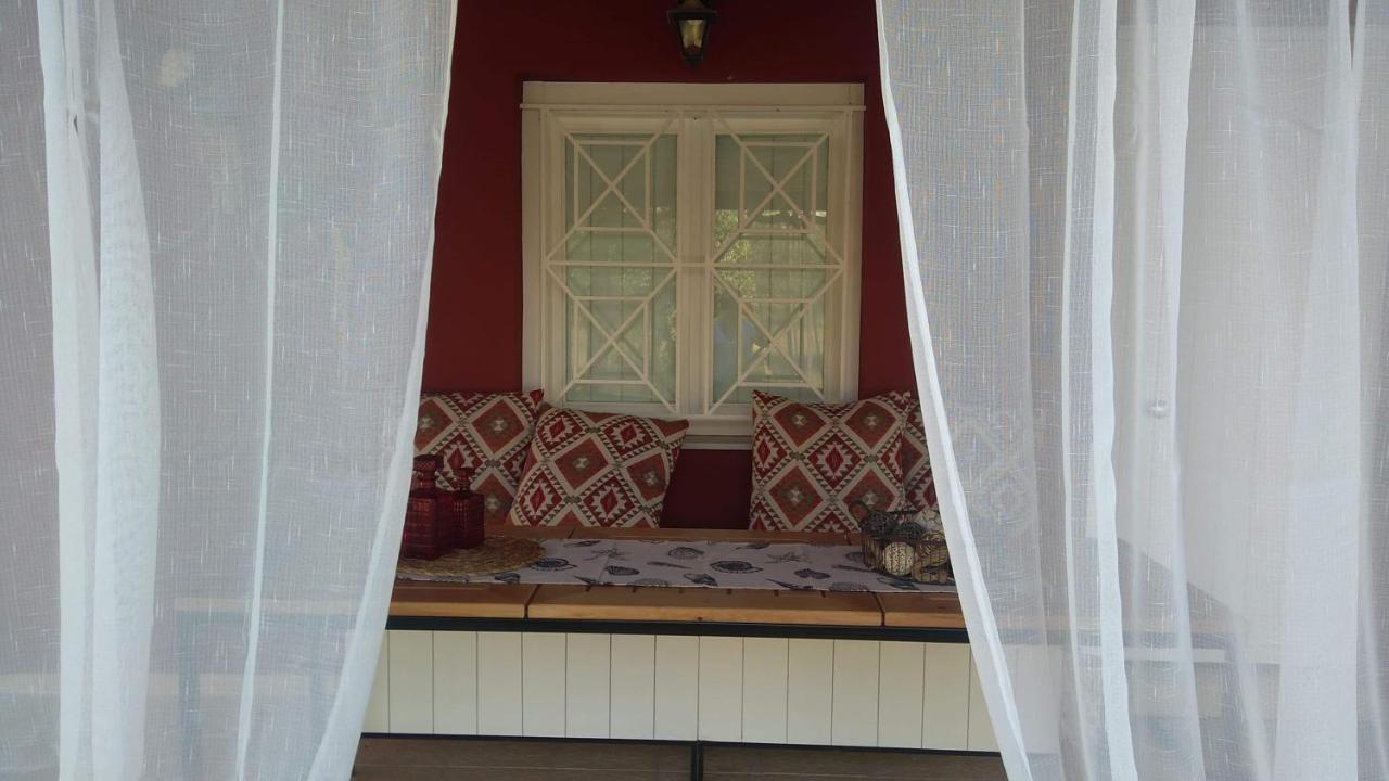 Olive Garden Guest House Kyparissia Eksteriør billede