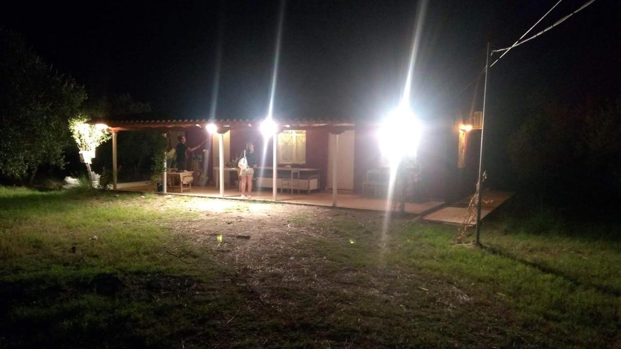 Olive Garden Guest House Kyparissia Eksteriør billede